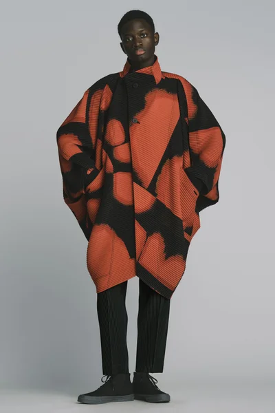 Look 30